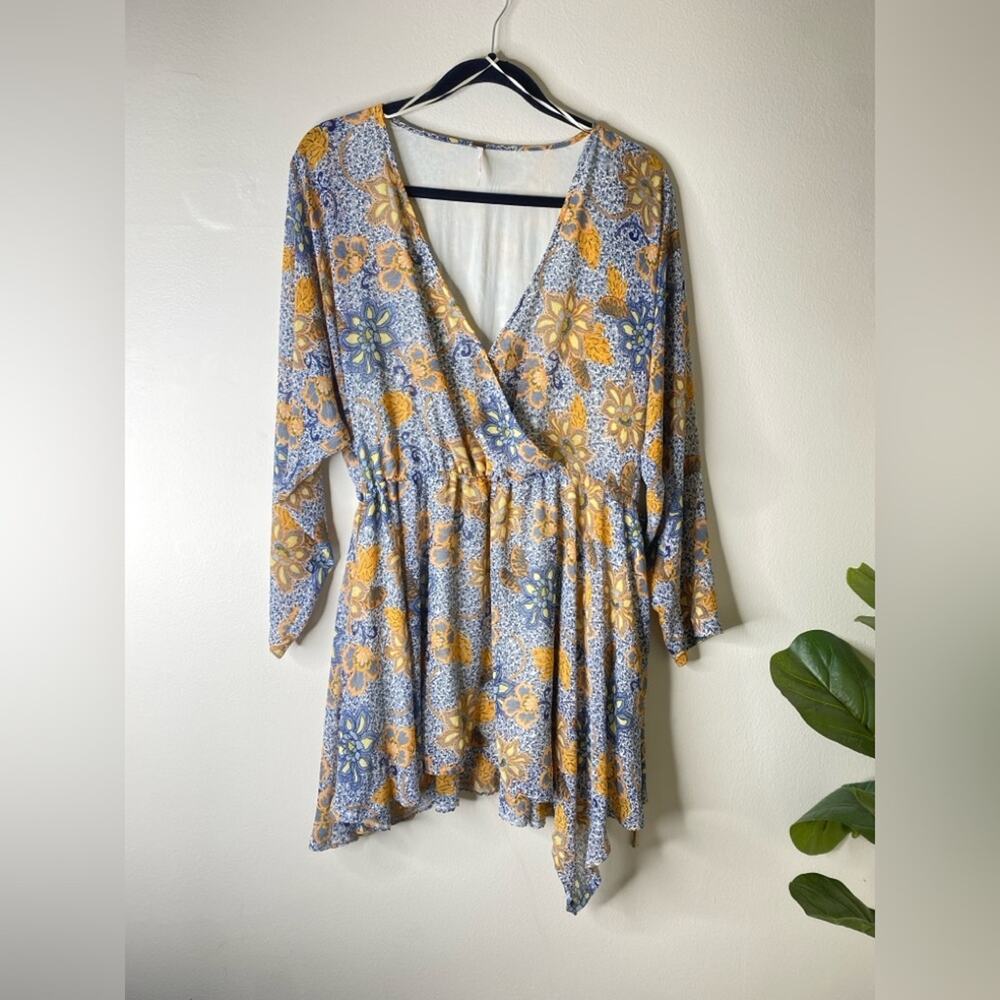 Free people Teegan Mini Dress floral faux wrap handkerchief hem gray yellow xs - Picture 2 of 8